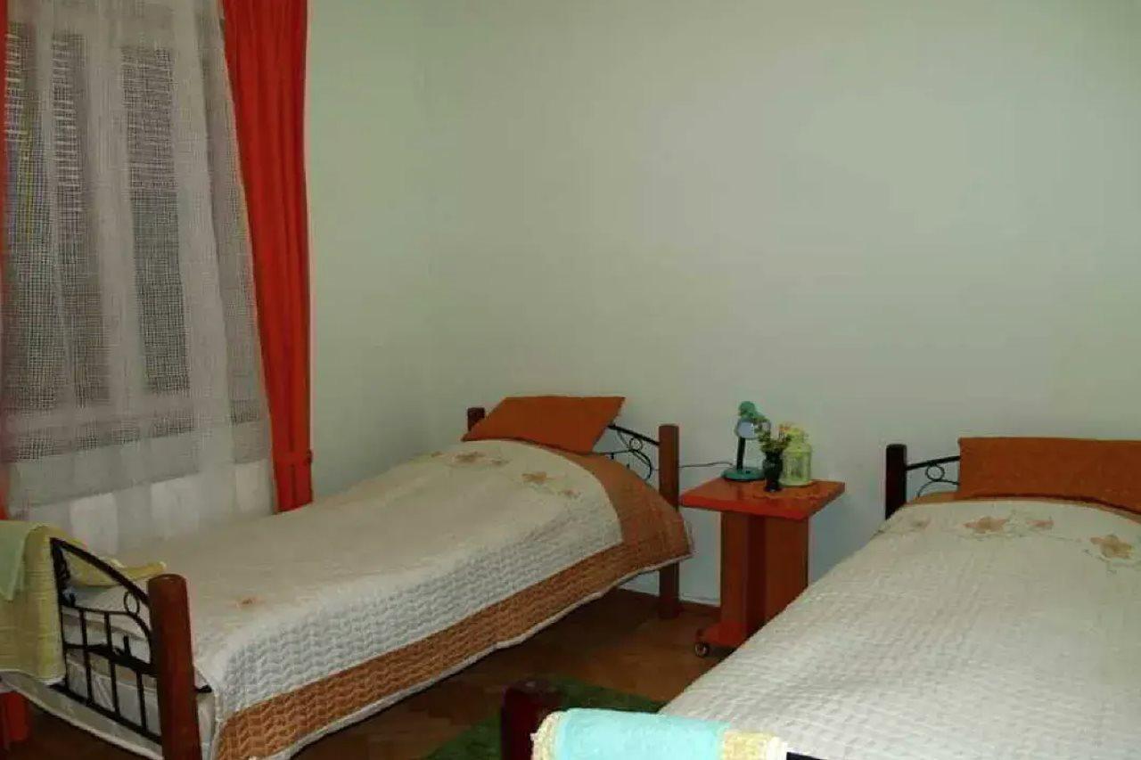 Three Jugs B&B Jrvezh Zewnętrze zdjęcie